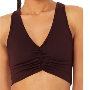 Alo sports bra in Oxblood